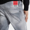 Skater Jean con lavaggio grigio spazzolato Skater Jean con lavaggio grigio spazzolato