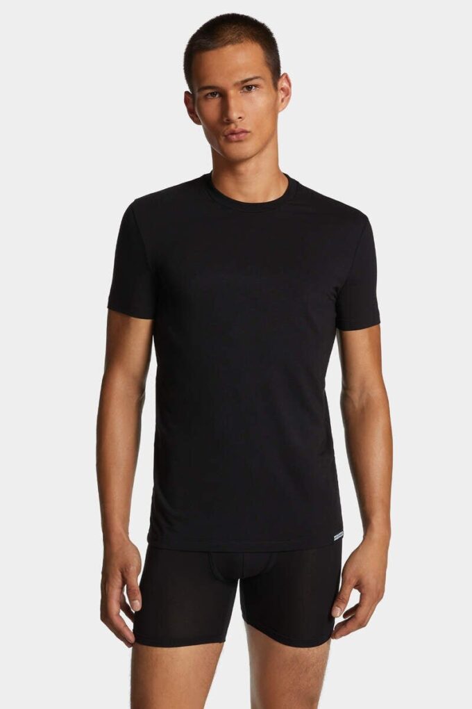 T-shirt con logo ricamato Dsquared2 T-shirt con logo ricamato Dsquared2