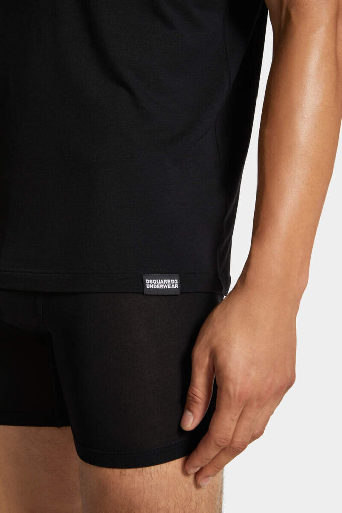 T-shirt con logo ricamato Dsquared2 T-shirt con logo ricamato Dsquared2