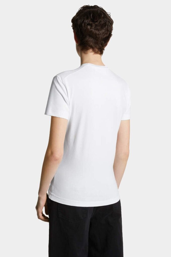 T-shirt D2 Milano dalla vestibilità perfetta T-shirt D2 Milano dalla vestibilità perfetta