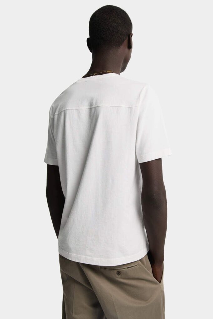 T-shirt dal taglio sportivo con effetto vintage T-shirt dal taglio sportivo con effetto vintage